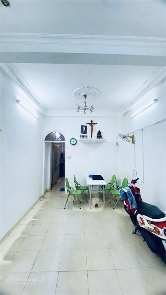 Bán nhà đường hùng vương quận 10, hẻm xe hơi 6m ngang 3,5m dài 12m, 2tầng btct giá chỉ 7,9tỷ