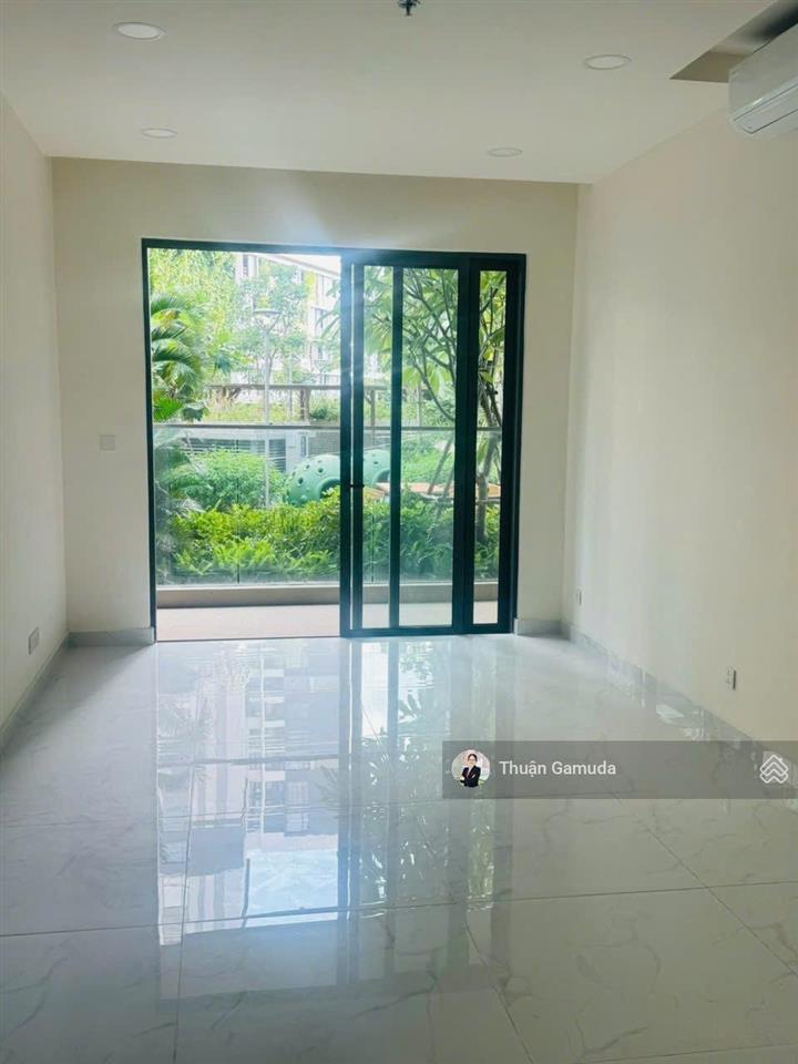 Bán căn 2pn tầng trệt dt 96m2 giá 8,2 tỷ (tặng ô đậu xe hơi) diamond centery celadon city