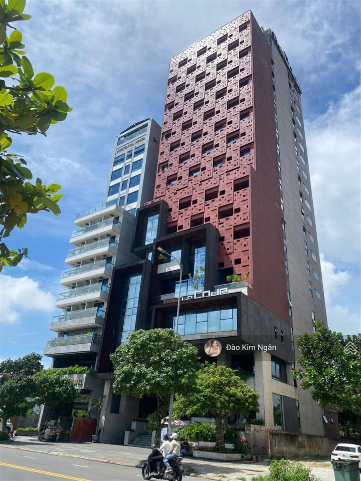 (đầu tư đà nẵng) 250m2 mt nguyễn trực, cách biển vài bước chân giá 115 triệu/m2 vị trí đẹp