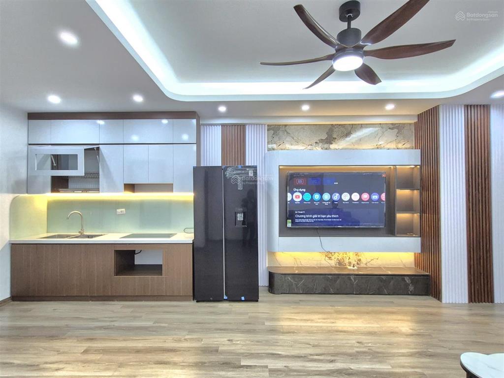 Chính chủ bán căn hộ 68m2 tòa ct5b xa la hà đông căn góc đẹp tầng 20, giá 3,9 tỷ