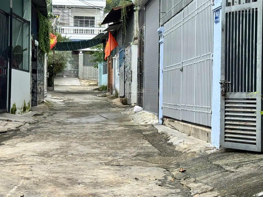 Chỉ 3,6 tỷ hẻm ô tô hướng đông (dt 84m2 ngang 6,2m) vĩnh hòa nha trang