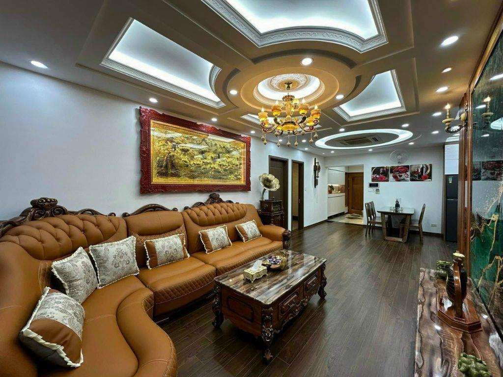 Bán căn hộ 30T Nguyễn Chánh 60m2 2PN 2WC giá 4.* tỷ nhà mới đẹp đủ đồ liên hệ 0356593622