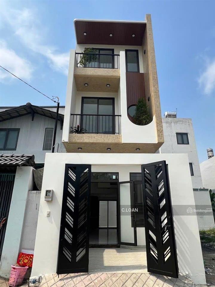 Bán nhà phố 3 tầng mới xây kdc trường lưu, p.long trường, q.9. giá 4,950 tỷ (4pn, 3wc, sổ hồng)