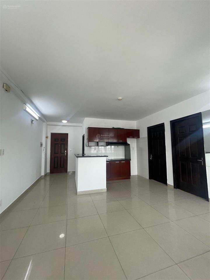 Chính chủ bán căn hộ tân mai, căn góc, 67,5m2, 2pn, shr, full nt, giá 2 tỷ 050 triệu. 0931 502 ***