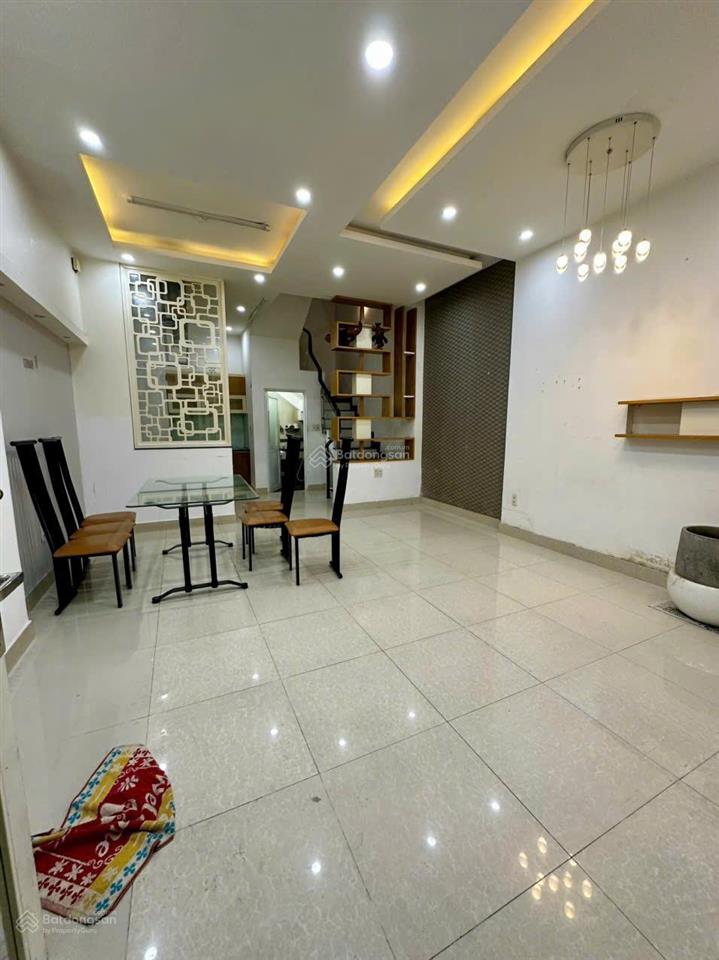 Nhà ngang 5 dài 10m, 4 tầng đường nguyễn thị tần, p2, q8