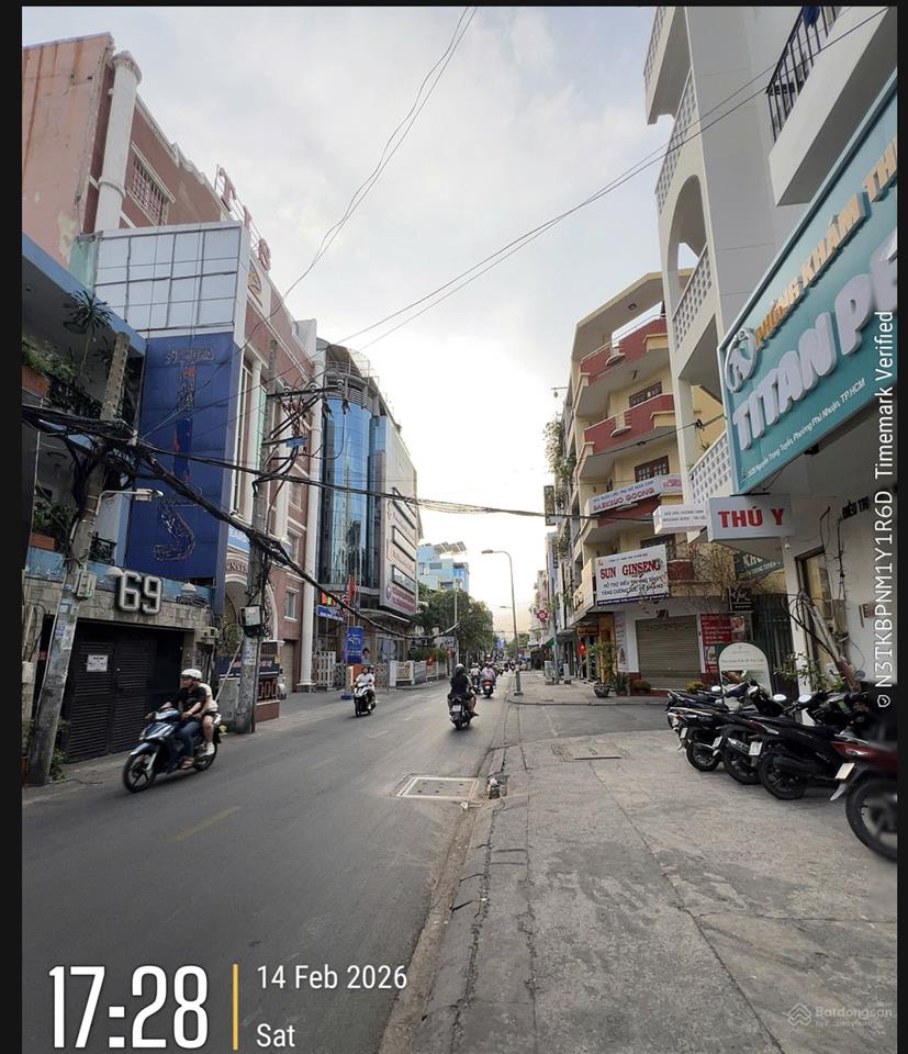 Mt nguyễn trọng tuyển ngay nguyễn văn trỗi 81.3m2 (5.5x15) 3 tầng siêu vị trí kinh doanh tốt