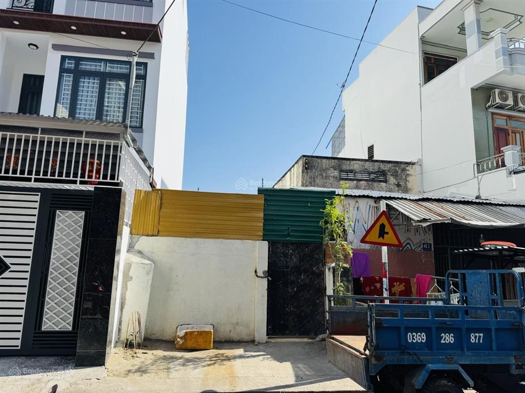 Lô mặt tiền đường cao văn bé nở hậu đẹp * gần biển hòn chồng 450m. giá 20 tỷ