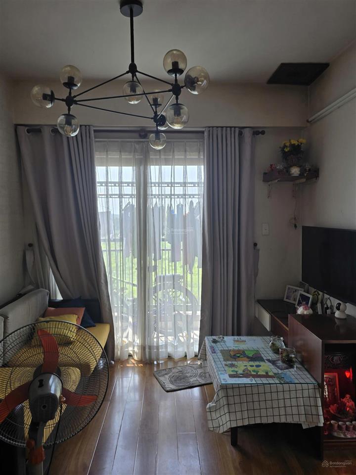 Bán căn ban công ehome 3, 2pn, 2wc, 64m². giá 2,85tỷ
