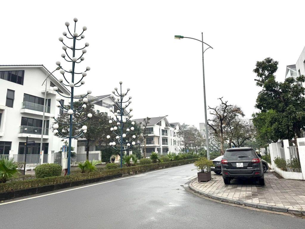 Bán biệt thự An Vượng KĐT Dương Nội Nam Cường. Cạnh Aeon Nhật Bản. 180m2, vị trí đẹp, sổ đỏ sẵn, giá 35,5 tỷ .