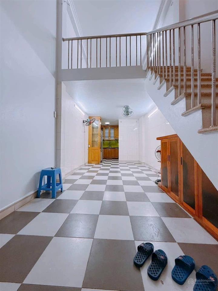 Miêu nha dân xây 5 tầng 5,2tỷ còn thương lượng thiết kế đủ công năng , giao thông thuận tiện