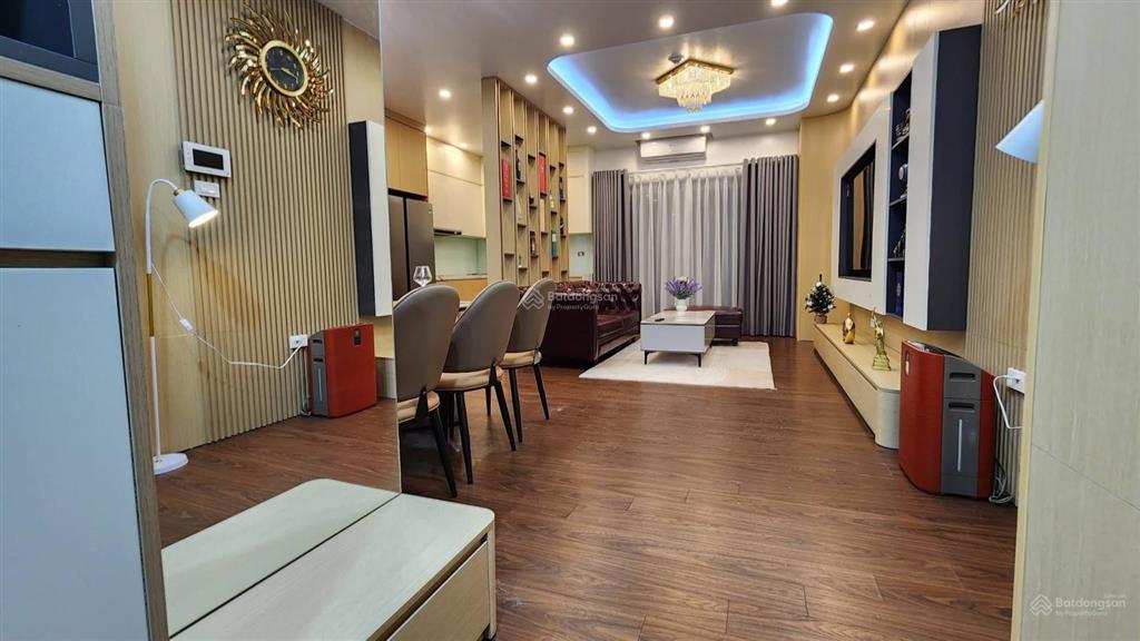 Bán ch tòa ct5 mặt đường trần hữu dực mỹ đình 2, dt 83m2 căn 3 ngủ 2 vs full nội thất sđcc