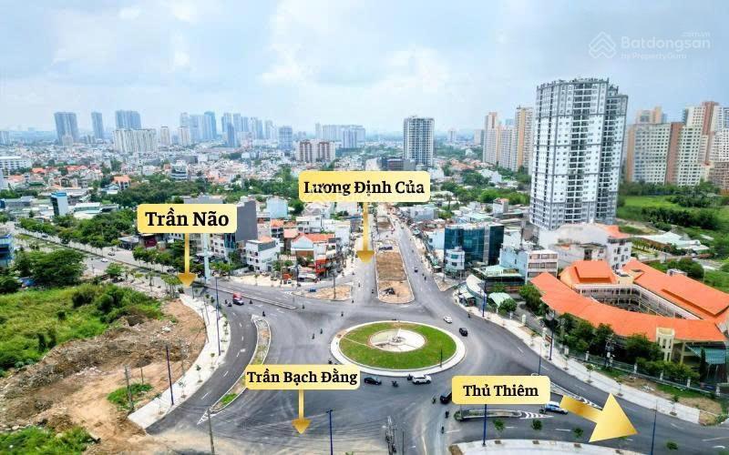 Cđt paris hoàng kim mở bán 2pn giá 7,7 tỷ. chiết khấu 8%, tặng 2 năm chỗ đậu ôtô. nhà sẵn nhận ngay