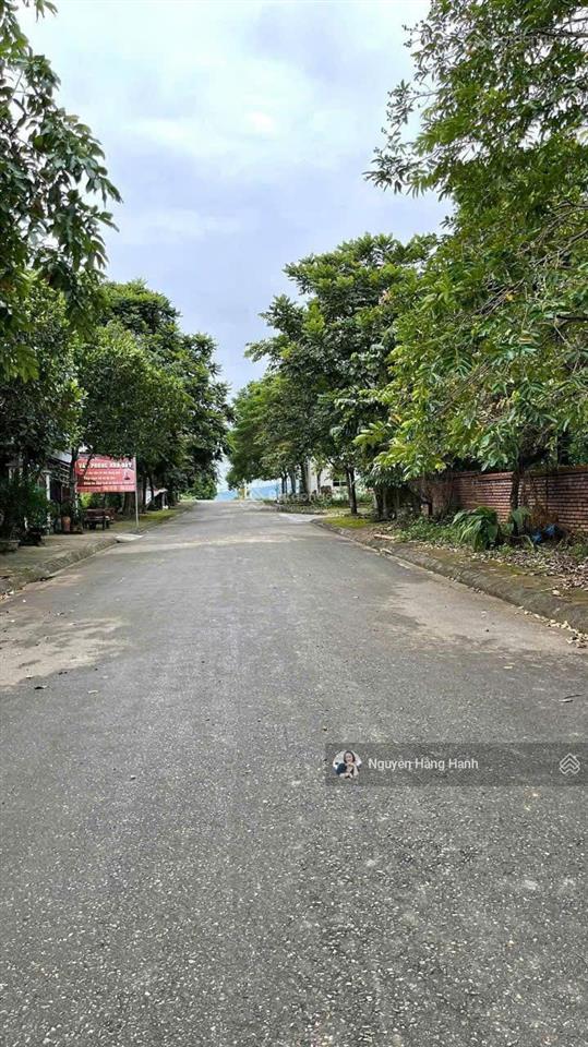 Bán đất tái định cư vai réo phú cát đường 3 ôtô vỉa hè rộng ngõ thông kd nhỉnh 3 tỷ 85m2