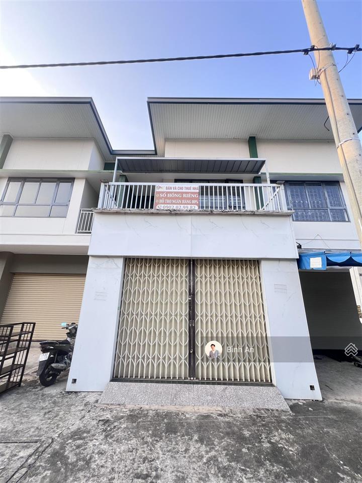Bán căn shophouse đã hoàn thiện mới 100% kđt oasis city, 4pn, 3wc, trục đường đẹp dự án