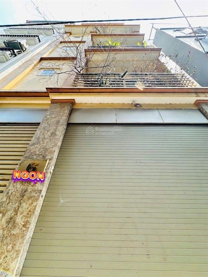 Bán nhà trung văn dân xây ngõ rộng ba gác phóng vù vù gần ô tô. 48 m2 * 4 tầng. chỉ 8,25 tỷ