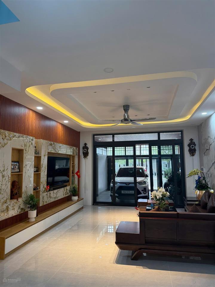 Bán nhà mới full nội thất đẹp gói 2 mỹ gia, phường nam nha trang, đường rộng 18m, chỉ 11 tỷ