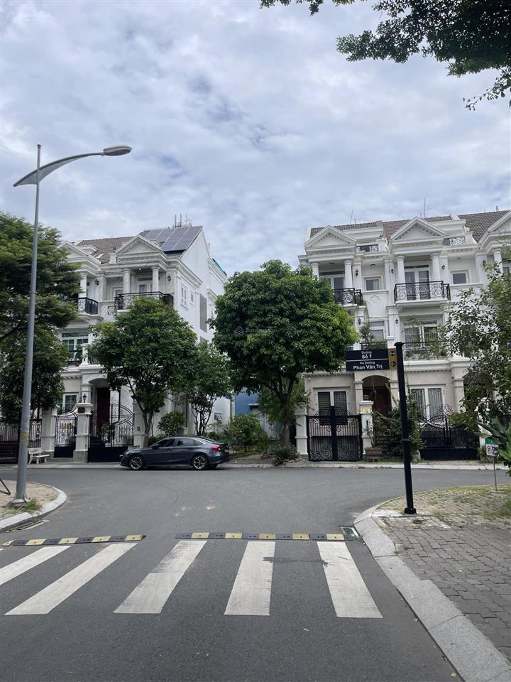 Giảm giá sâu bán nhanh căn nhà phố cityland garden hill 5x20 full nội thất giá 23,9 tỷ