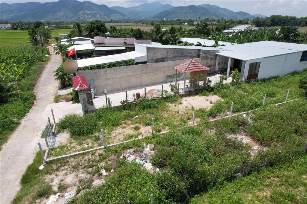 Bán đất mặt đường (20m) ngay đường hương lộ 39, trung tâm huyện diên khánh giá cắt lỗ
