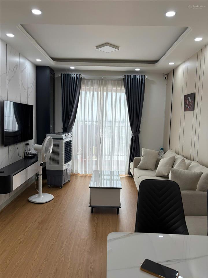 Bán căn hộ 8x plus tầng 18 giá 2,9 tỷ. hỗ trợ cho khách vay 2pn 0932 834 ***
