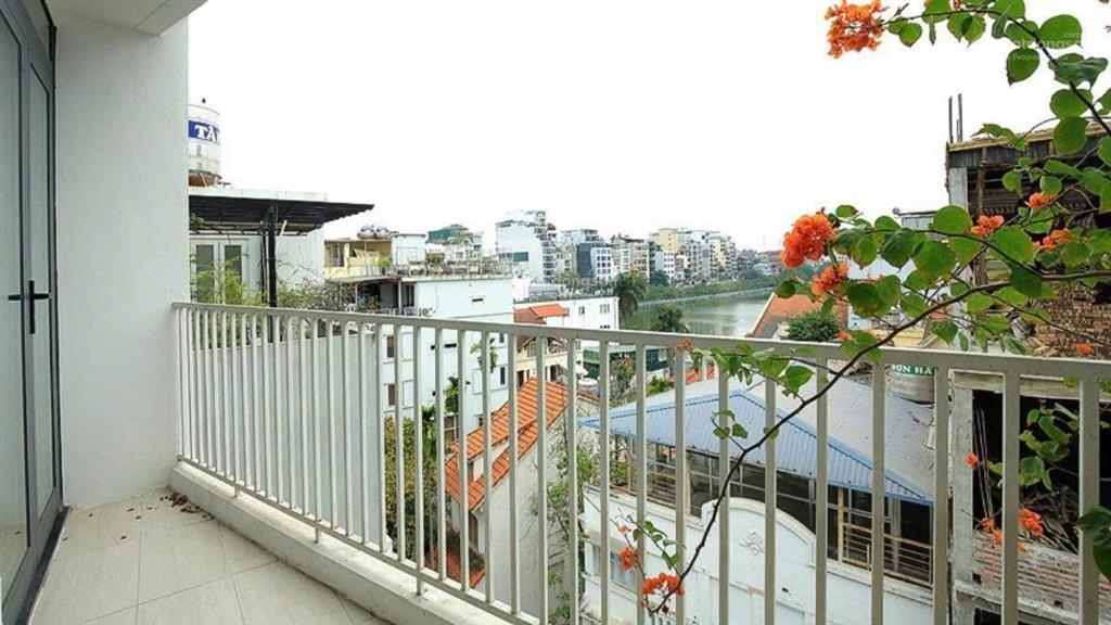 Chính chủ cần bán tòa căn hộ mặt ngõ 31 xuân diệuphường quảng antây hồhà nội 178m2x8t, 80 tỷ