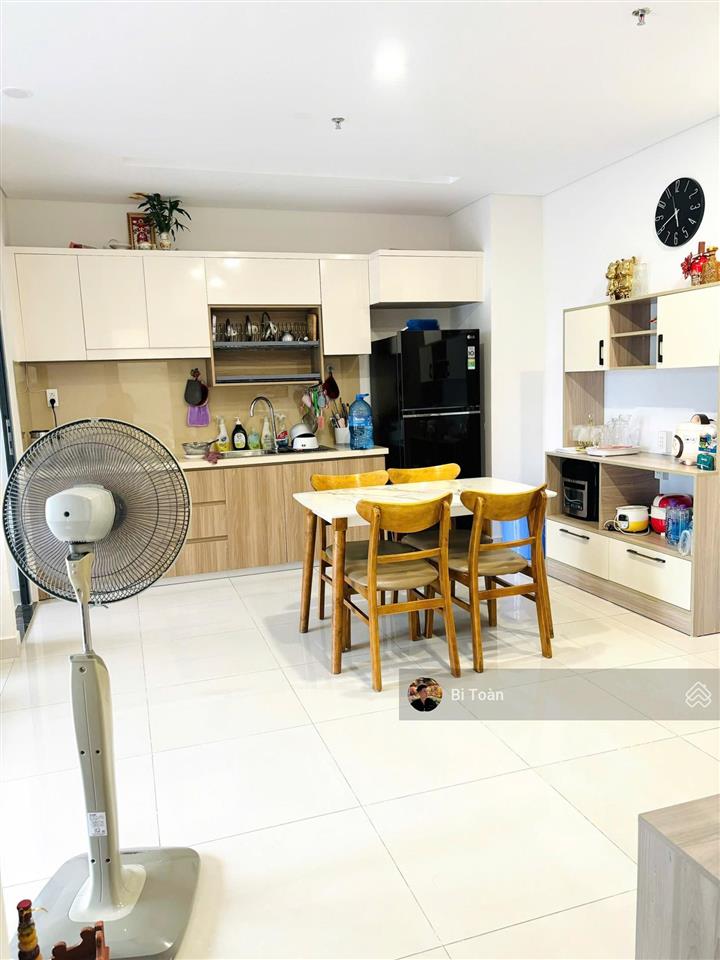 Bán căn ct9 tầng cao thoáng mát view đẹp sảnh hđ thuê