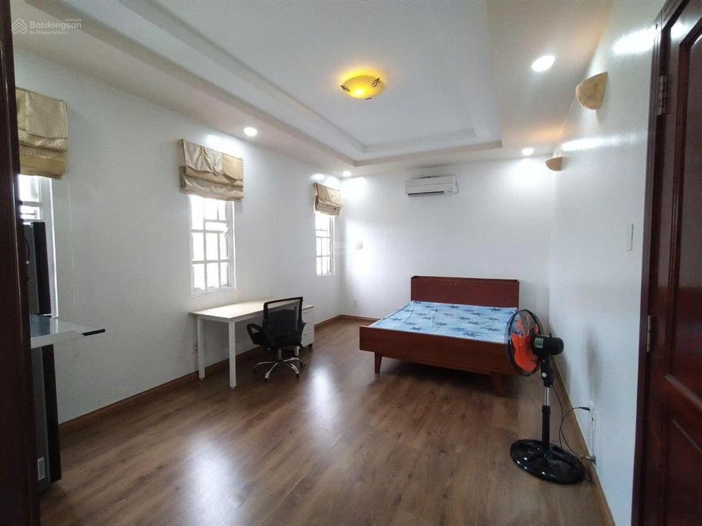 Cần bán nhà biệt thự kdc him lam 6a, 160m² 3 lầu giá 28 tỷ ms viêm 0938 971 ***