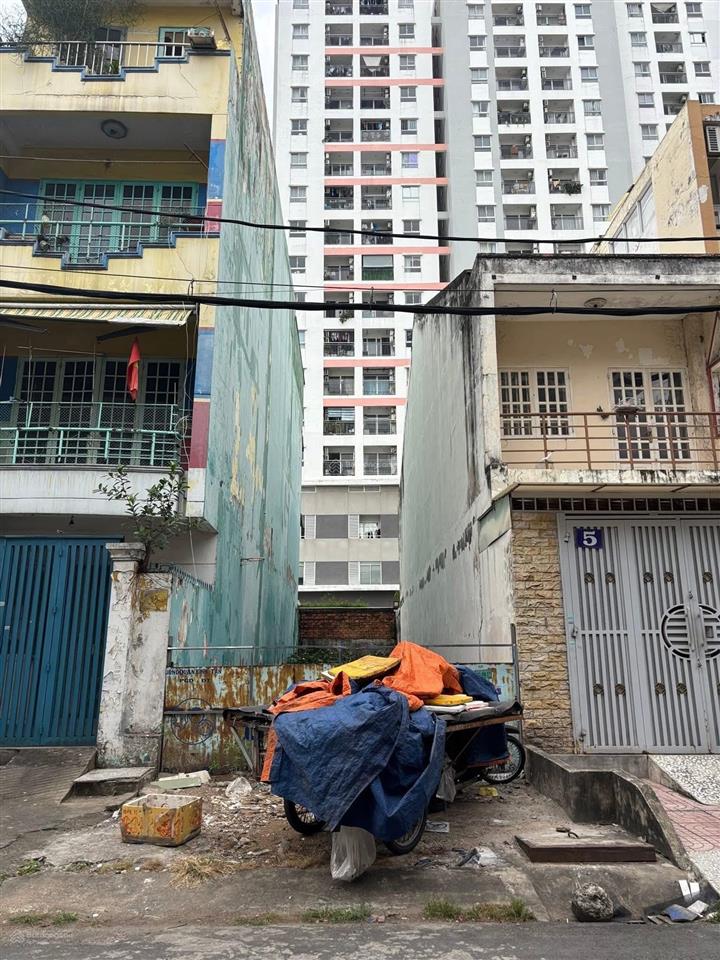 Bán lô đất mt đường 4c khu tên lửa ngay công viên 4x21m, giá 9,2 tỷ (giá tốt), 0909 273 ***