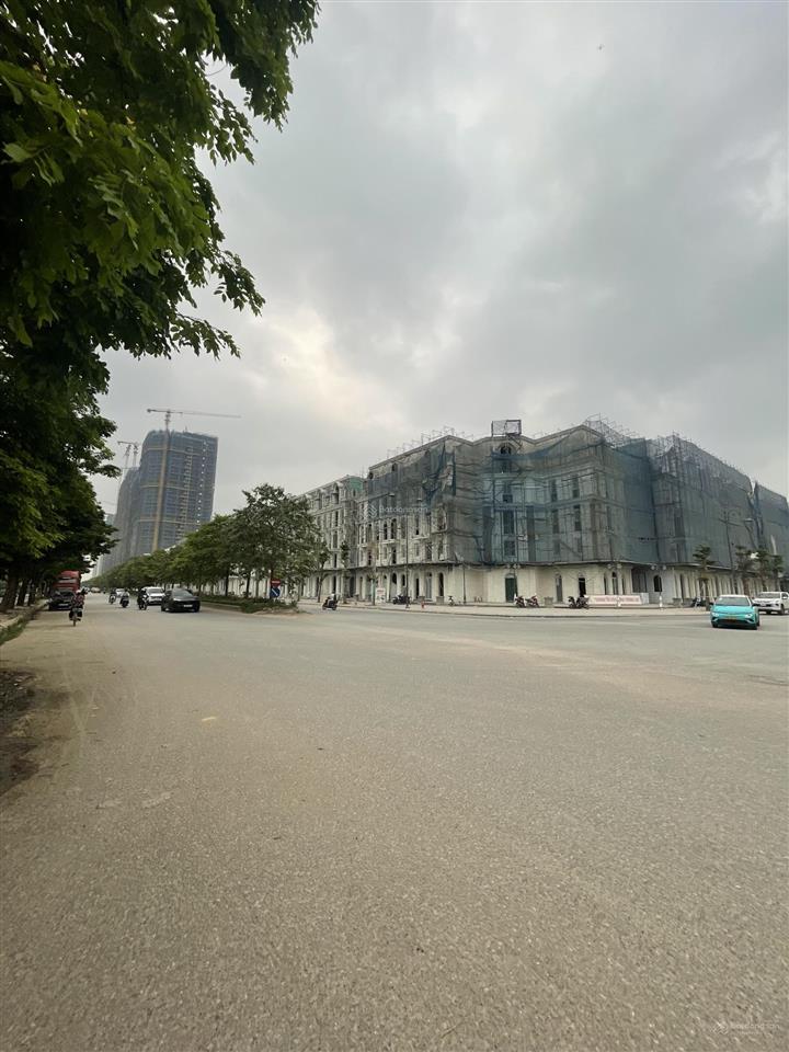 Đất đấu giá phú thượngtây hồ. 2 mặt tiền, ô tô tránh, sát ciputra 100m², mt 7m cực đẹp 32 tỷ