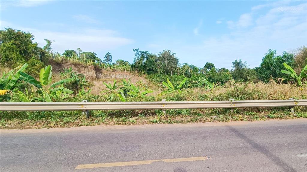 Giảm giá 25 tỷ 120 m mặt tiền đường ql 56 b 8300 m2 tại trung tâm ngãi giao siêu vip giá trị cao