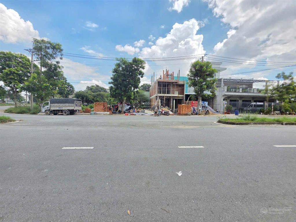 Đất 150m² ngang 7,5m mặt tiền trục chính kdc châu thới, phường bình an, tp dĩ an