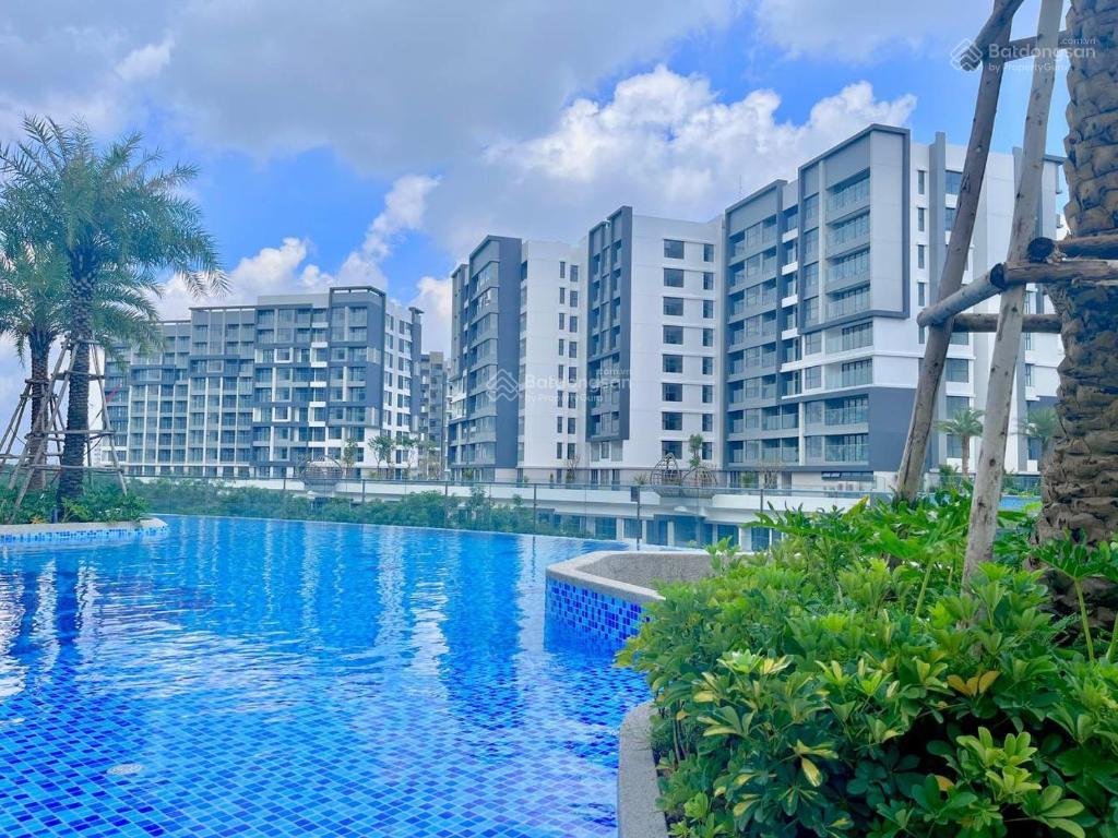 Bán gấp căn góc 2pn, 85m2, 7,2 tỷ diamond alnata plus celadon city, có ô xe hơi, full nội thất