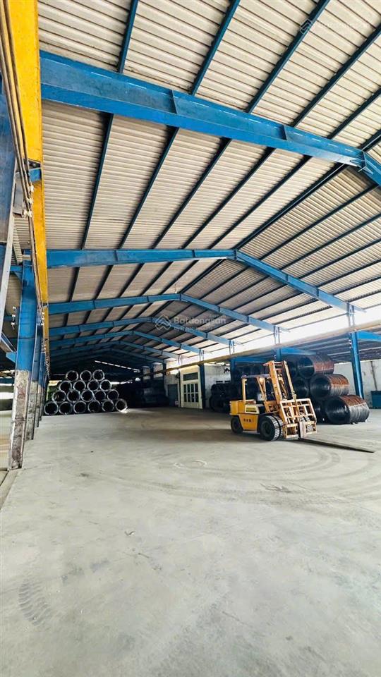 Kho đẹp 2300 m2, mặt tiền trần đại nghĩa, xã lê minh xuân, tp. hcm 31 tỷ tl! 0983 002 ***