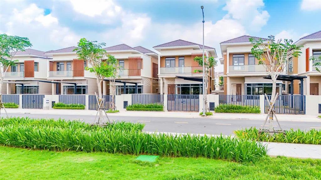 Ngộp giảm giá bán lỗ biệt thự đơn lập sun casa central. cạnh highlands coffee, giá chỉ 6,4 tỷ