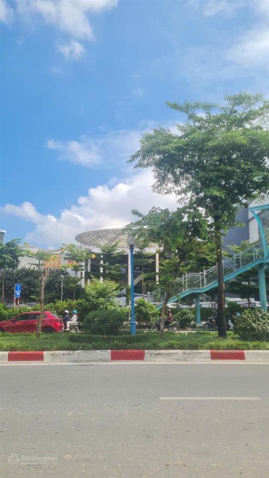Cần bán 35m2 mặt tiền 5m, ngõ 206 cổ linh, aeon long biên