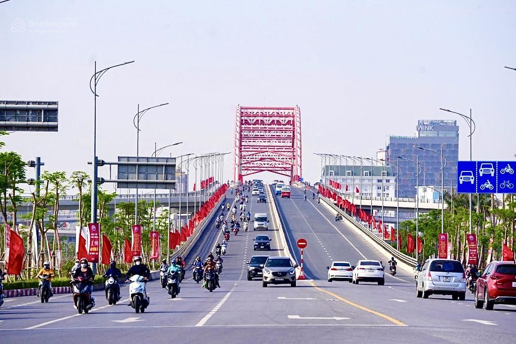 C. khấu 30% mặt đườg tuyến 1 đỗ mười tts 9,6 tỷ rẻ nhất thị trường 90m2 5 tầng mt 6m vốn 3,5 tỷ