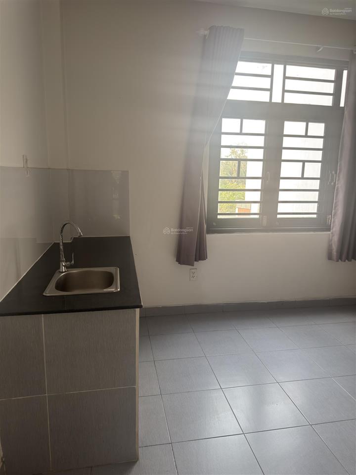 Cần bán căn nhà phố kdc 6b intresco giá 11,8 tỷ, 1 trệt 3 lầu sổ hồng