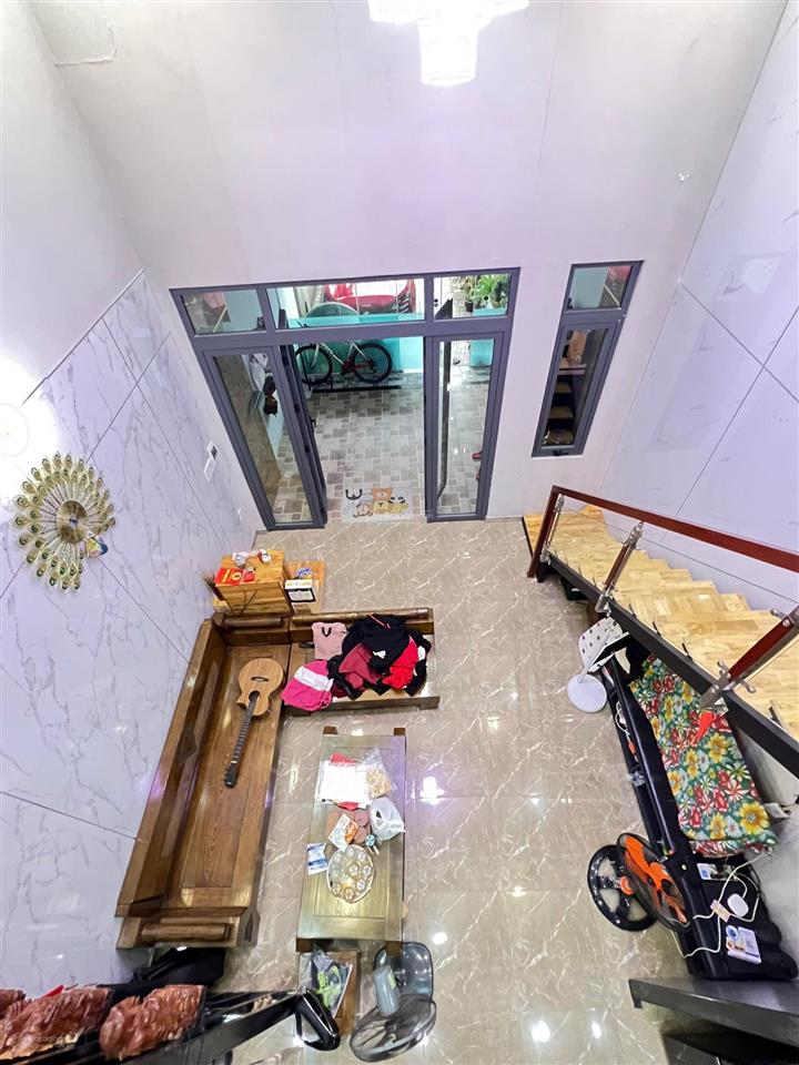 Bán nhà 1 trệt 1 lửng (133m² 3pn sân xe hơi đường xe hơi quay đầu)
