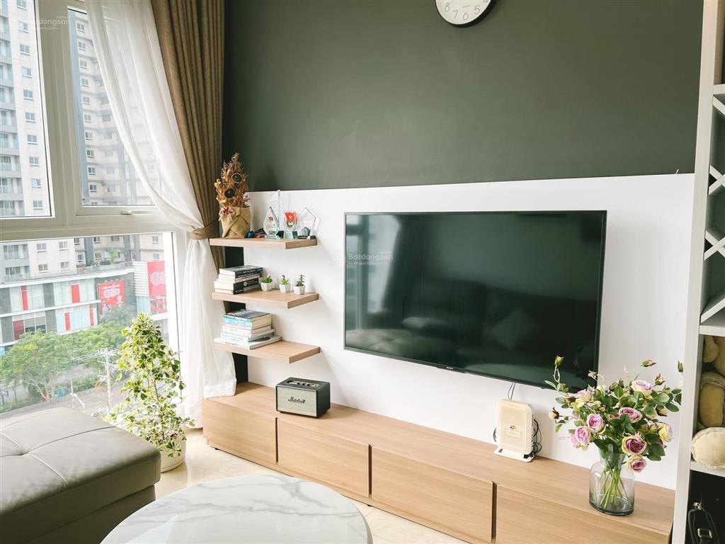 Hot hot hot lầu cao view pháo hoa quận 1, 2pn 2wc sổ hồng công chứng ngay
