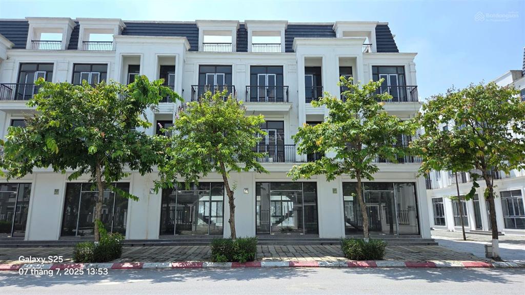 Bán căn liền kề xẻ khe 3 mặt thoáng hud mê linh central 133m2 đường 24m, giá hơn 12 tỷ gồm thuế phí