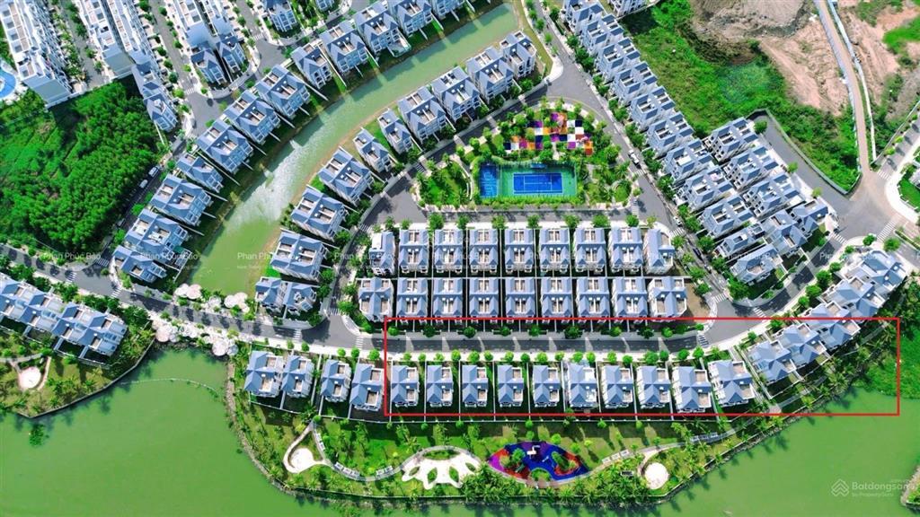 Biệt thự riêng dtich 389m2 giá 69,5 tỷ bao thuế phí, đã có sổ hồng khu manhattan glory mặt sông