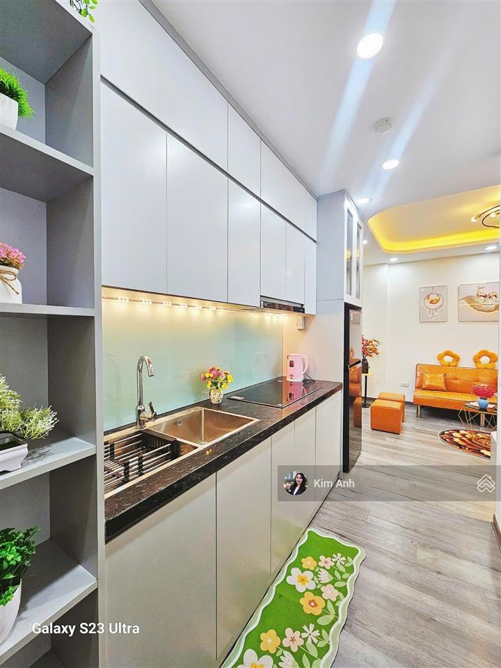 Chính chủ bán chung cư a6c 2pn 2vs nổi bật cầu giấy 55m sổ đỏ nhỉnh 3 tỷ nhà đẹp full đồ ở ngay
