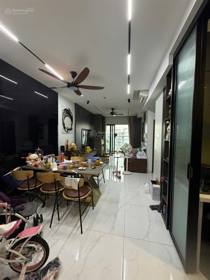 Căn 2pn 7,47 tỷ hướng đông nam 96m khu diamond brilliant, celadon city, view công viên, giá tốt