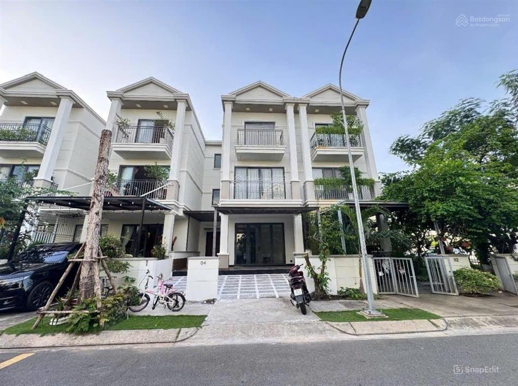 Định cư bán biệt thự đẹp xuất sắc tại nine south 24 tỷ giảm nhanh về giá 21,5 tỷ