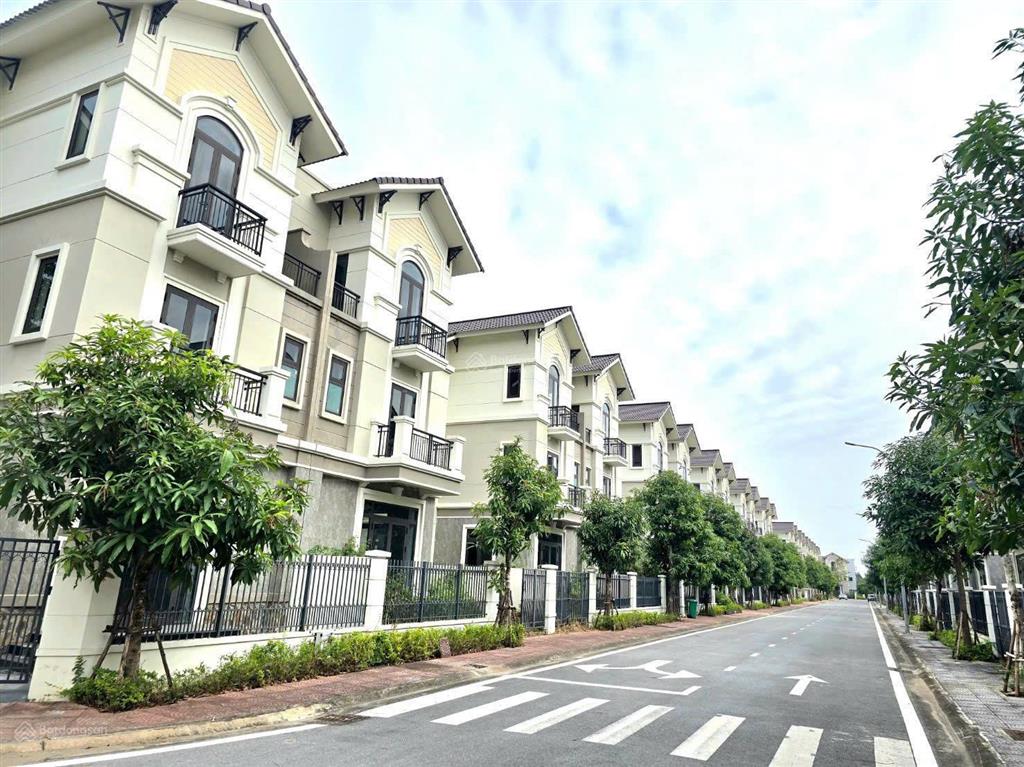 Bán biệt thự song lập 135m² hướng nam centa city gần ninh hiệp hà nội giá 9 tỷ sổ lâu dài
