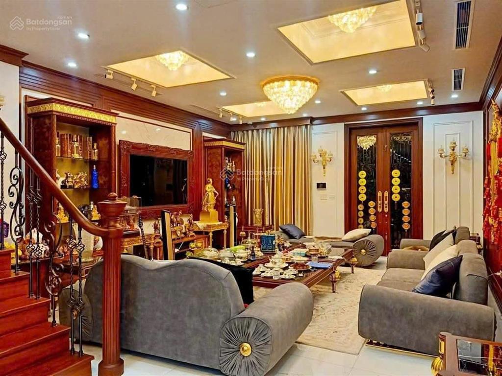Chính chủ cần bán biệt thự kđt mới định công. dt 180m2 * 4t giá 46 tỷ