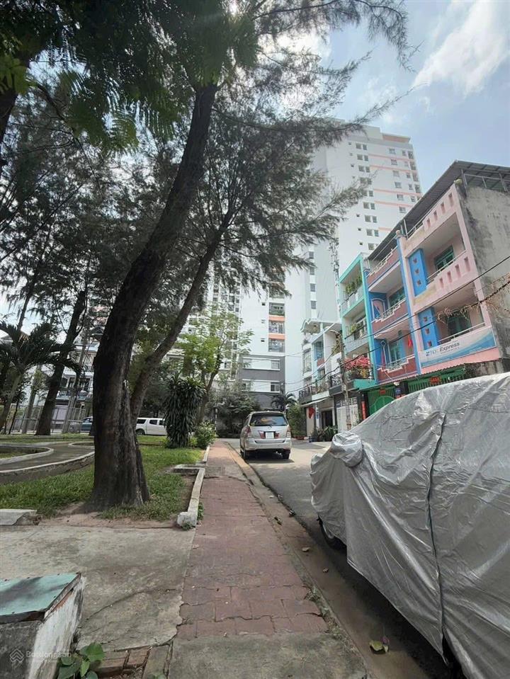 Bán đất khu tên lửa, mt đường số 4c, 4x21m cạnh công viên, giá 9.2 tỷ giá tốt
