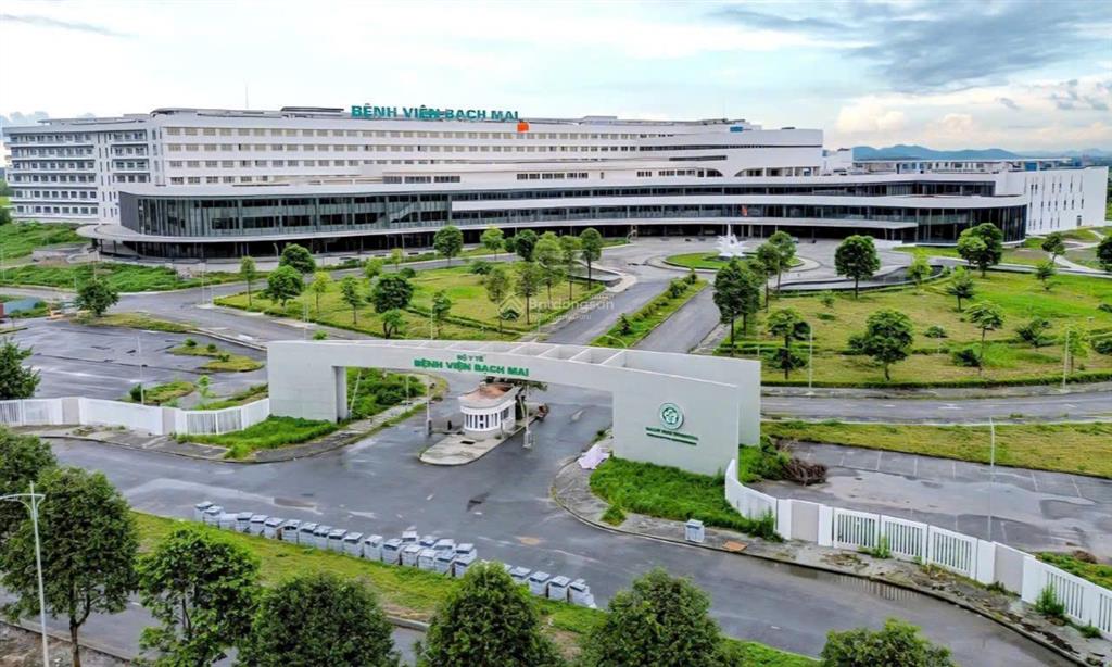 Gia đình tôi cần bán lô đất 90m² sát cổng phụ và ga tàu cao tốc tại bệnh viện bạch mai 2 hà nam