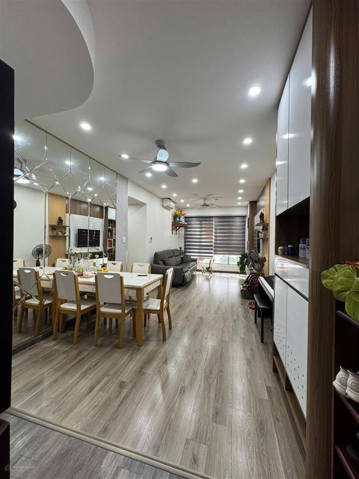 Bán căn hộ 3pn, 2wc 80m2 khu ruby celadon city giá chỉ 4,950 tỷ. 0902 443 ***