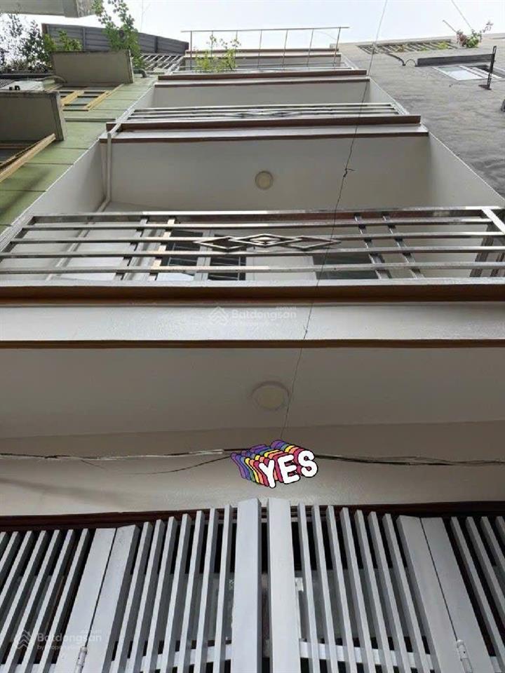 Bán nhà trung văn, đại linhcương kiên ở luôn. 40m2*4 tầng 5,3 tỷ. gần hồ, tố hữu, đl thăng long