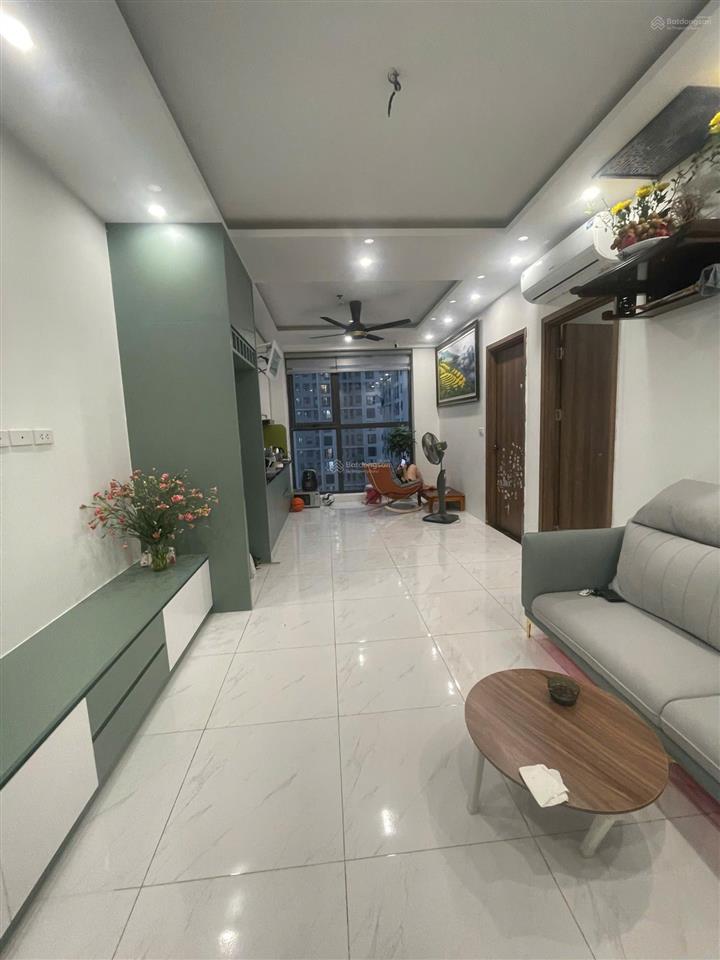 Hiếm có căn full kính cực đẹp 60m2 giá chỉ 3,25tỷ, 2pn, 2wc, sẵn sổ hồng giao dịch, đầy đủ nội thất
